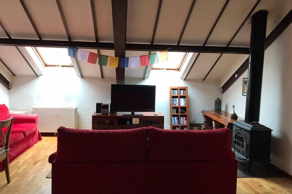 Ferienwohnung Apartamento En Pleno Centro Catedral Oviédo Exterior foto
